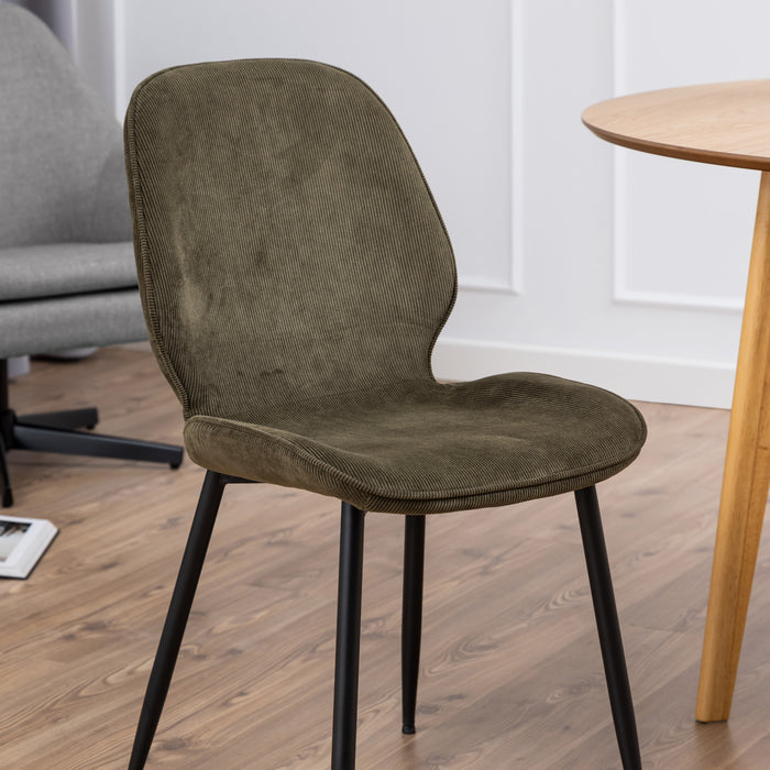 Nagano Round Dining Table in Oak Included 4 Femke Dining Chair in Olive Green