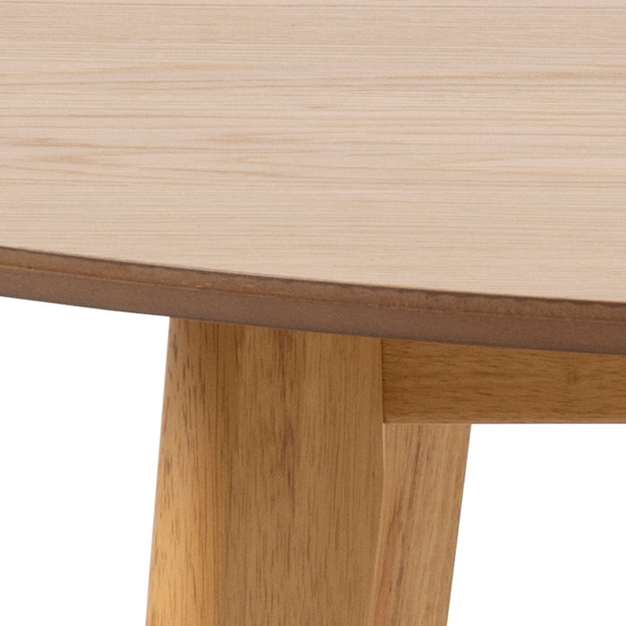Roxby Round Dining Table in Oak 140x76cm Included 4 Roxby Dining Chairs in Oak